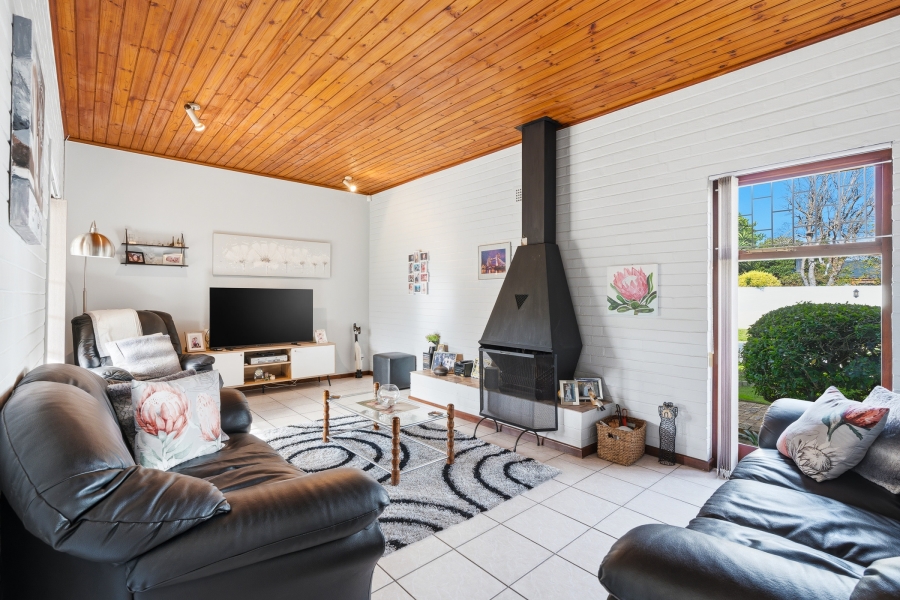 4 Bedroom Property for Sale in Edgemead Western Cape